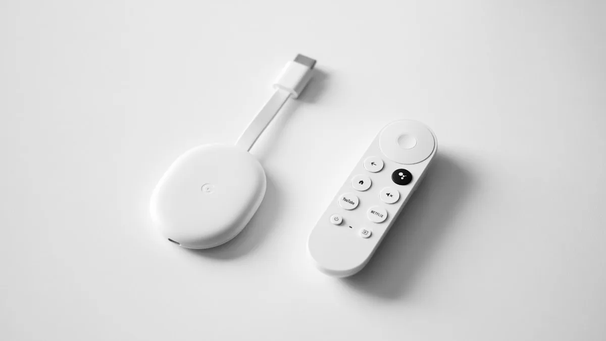 Dispositivo de streaming compatível com jogos em nuvem ligado à televisão