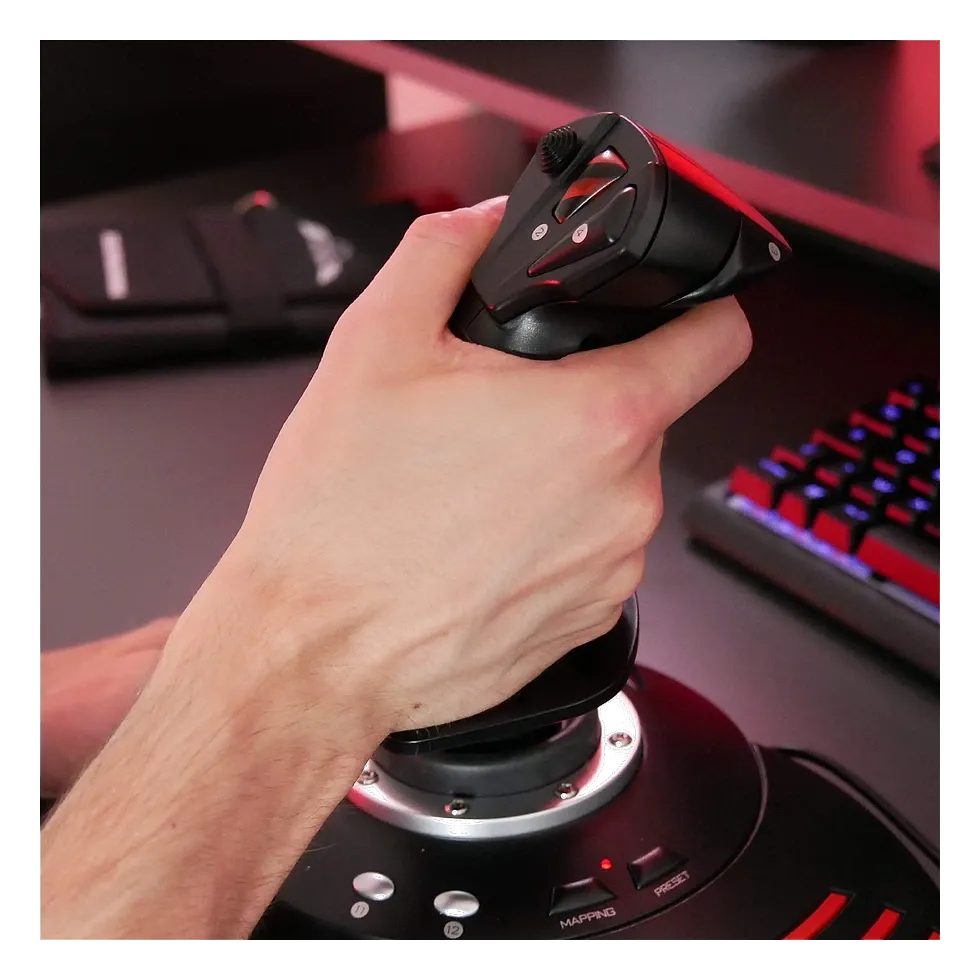 Thrustmaster T.Flight Hotas X preto com detalhes vermelhos e acelerador destacável