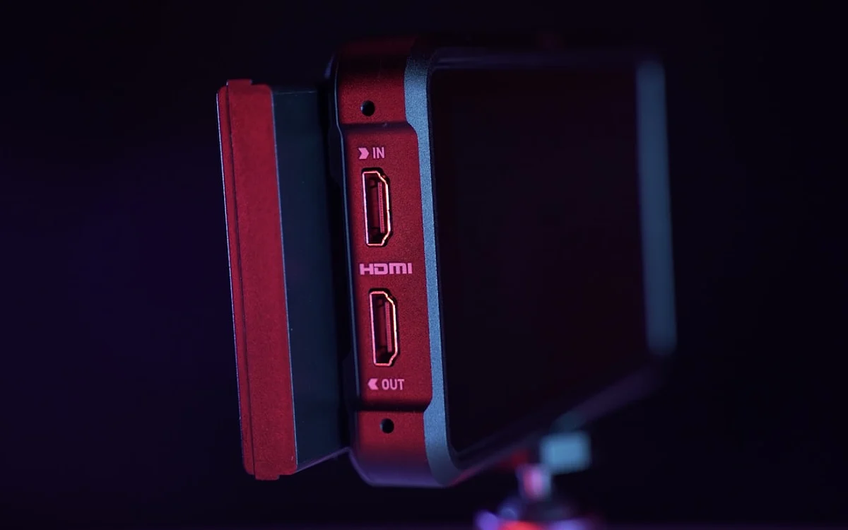 Como escolher placa de captura custo-benefício — critérios Equipamentos de stream incluindo microfone e setup de transmissão — referência para escolha de placa de captura