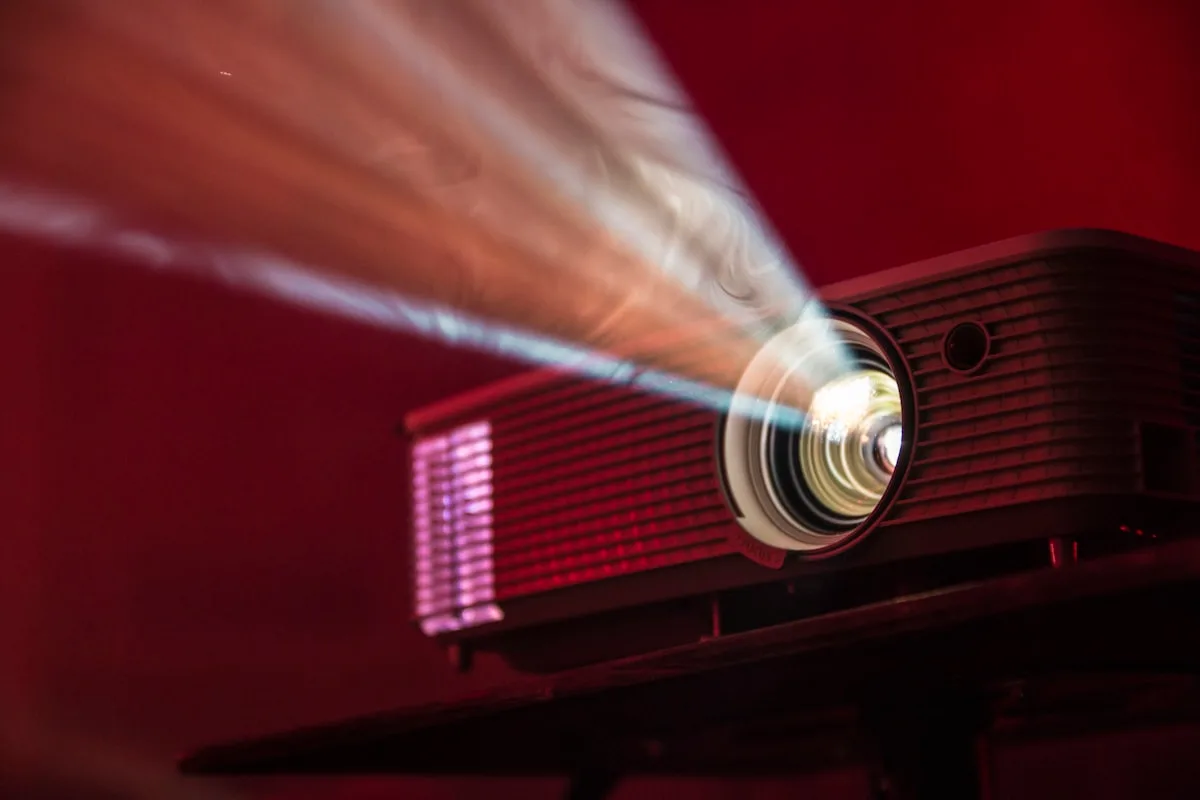 Melhor Projetor Gamer até R$ 3.000 em 2026: 5 Modelos