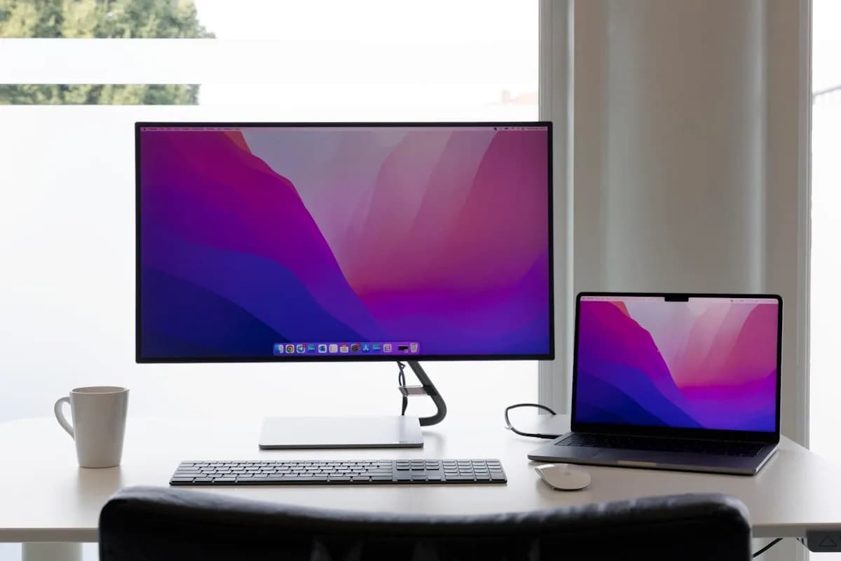Monitor Portátil Gamer Vale a Pena Capa editorial (Unsplash) do artigo monitor portatil gamer vale a pena
