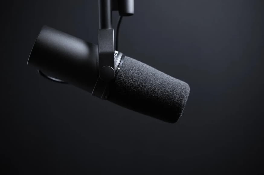 Microfone Condensador ou Dinâmico: Qual Escolher?