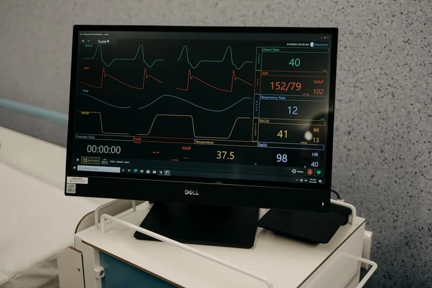 Monitor Portátil Full HD ou 2K: Qual Vale Mais em 2026?