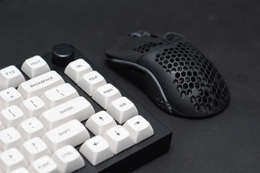 Mouse Ultraleve Vale a Pena? O Peso Ideal pra FPS