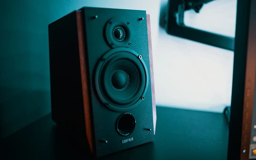 Soundbar ou Home Theater: Qual Escolher em 2026?